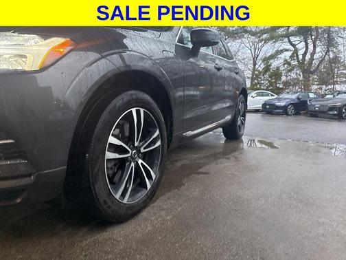 Gray Metallic 2021 Volvo XC60 Recharge Plug-In Hybrid T8 Inscription Expression