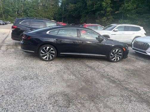Deep Black Pearl Effect 2021 Volkswagen Arteon 2.0T SEL R-Line