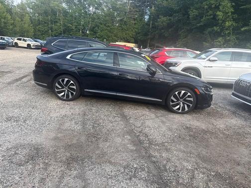 Deep Black Pearl Effect 2021 Volkswagen Arteon 2.0T SEL R-Line