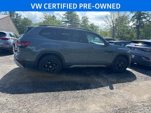 Pure Gray 2025 Volkswagen Atlas 2.0T Peak Edition