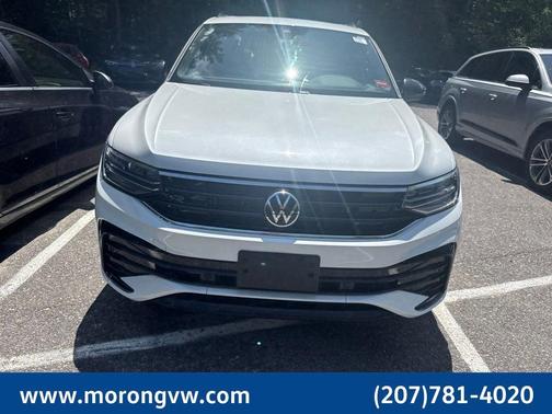 Opal White Pearl Effect 2023 Volkswagen Tiguan 2.0T SE R-Line Black