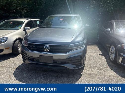 Platinum Gray Metallic 2023 Volkswagen Tiguan 2.0T SE R-Line Black