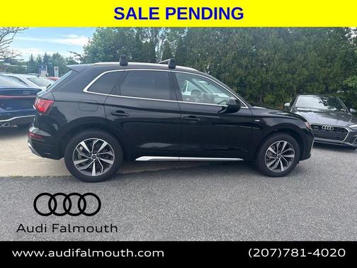 Mythos Black Metallic 2023 Audi Q5 45 S line quattro Premium