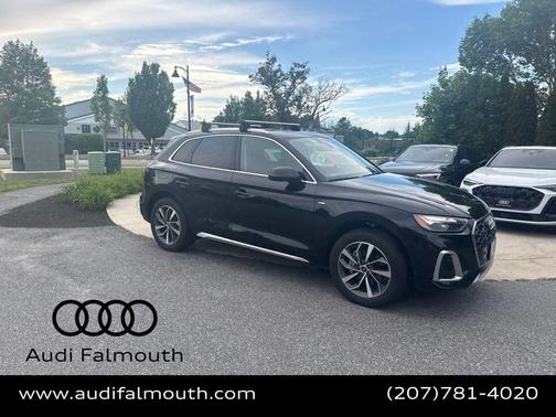 Mythos Black Metallic 2023 Audi Q5 45 S line quattro Premium