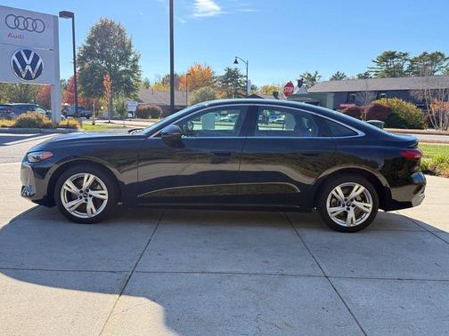 Mythos Black Metallic 2025 Audi A5 2.0T quattro Premium