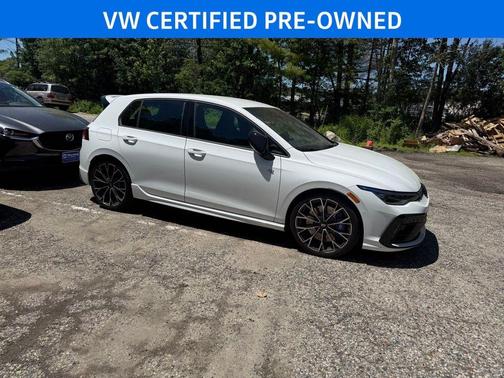 Pure White 2025 Volkswagen Golf R 2.0T