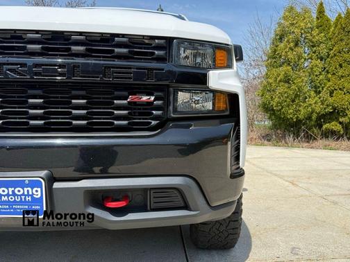 Summit White 2021 Chevrolet Silverado 1500 Custom Trail Boss