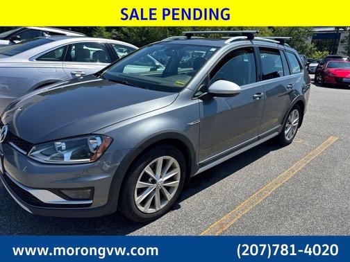 Platinum Gray Metallic 2017 Volkswagen Golf Alltrack TSI SE