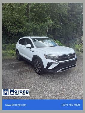 Pure White 2023 Volkswagen Taos 1.5T SE