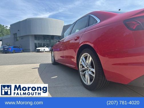 Tango Red Metallic 2022 Audi A4 45 S line quattro Premium