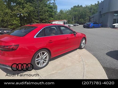 Tango Red Metallic 2022 Audi A4 45 S line quattro Premium