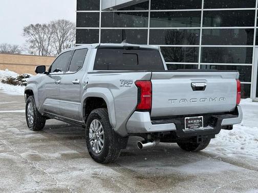 2025 Toyota Tacoma SR