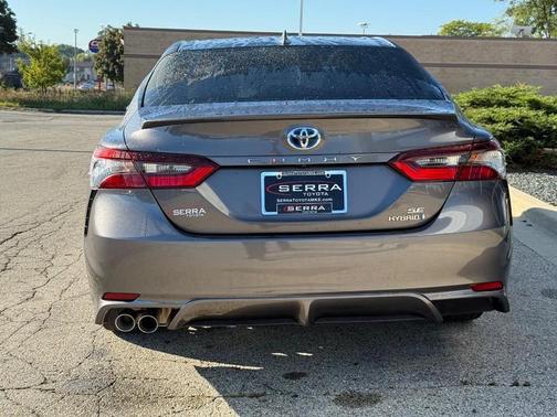 2024 Toyota Camry Hybrid SE
