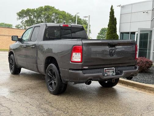 Granite Crystal Metallic Clearcoat 2023 RAM 1500 Big Horn/Lone Star