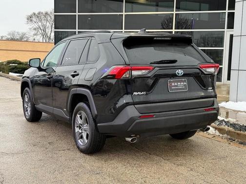 2024 Toyota RAV4 Hybrid XLE