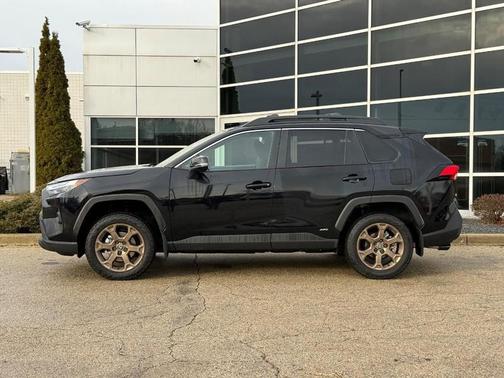 2025 Toyota RAV4 Hybrid Woodland Edition