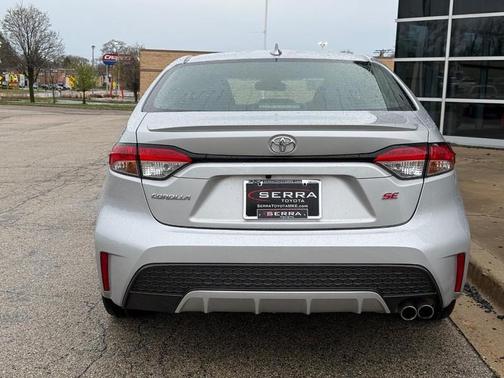 Classic Silver Metallic 2021 Toyota Corolla SE