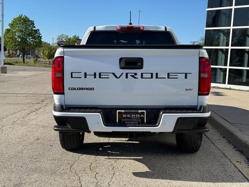 Summit White 2021 Chevrolet Colorado LT