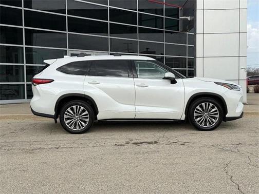 2021 Toyota Highlander Platinum