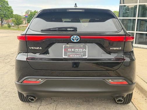 Black 2021 Toyota Venza LE