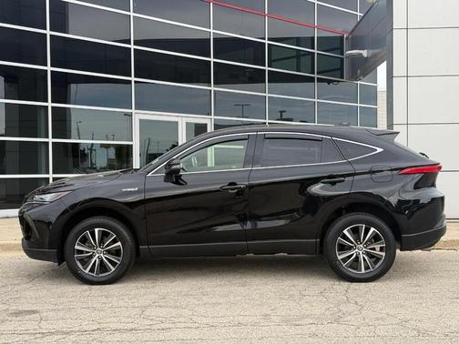 Black 2021 Toyota Venza LE