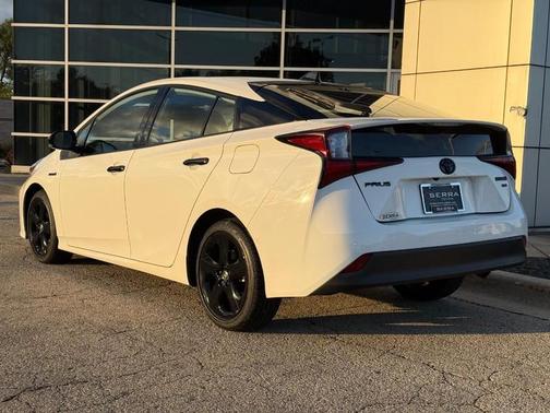 2022 Toyota Prius L