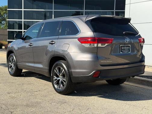 2018 Toyota Highlander LE I4