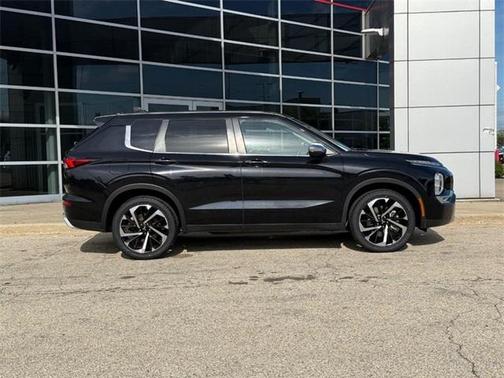 2022 Mitsubishi Outlander SE 2.5 2WD