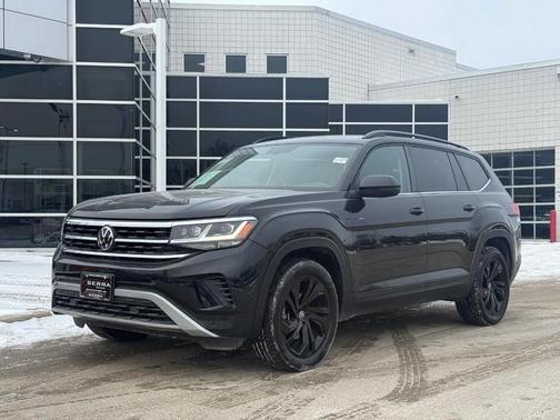 2022 Volkswagen Atlas 3.6L SE w/Technology