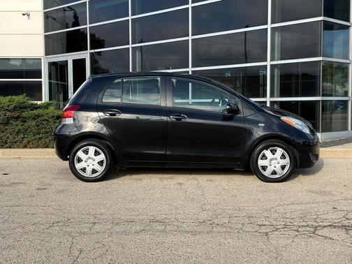 2009 Toyota Yaris Base