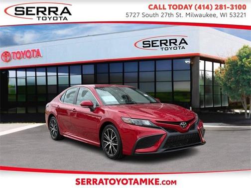 2022 Toyota Camry SE