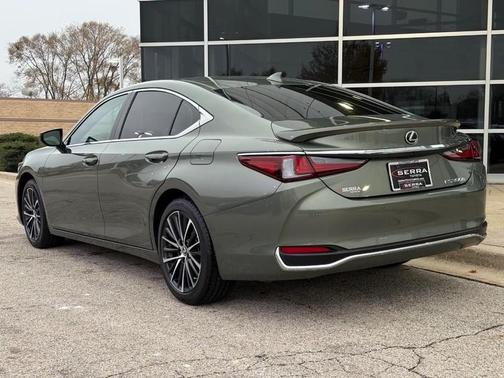 2024 Lexus ES 300h Premium