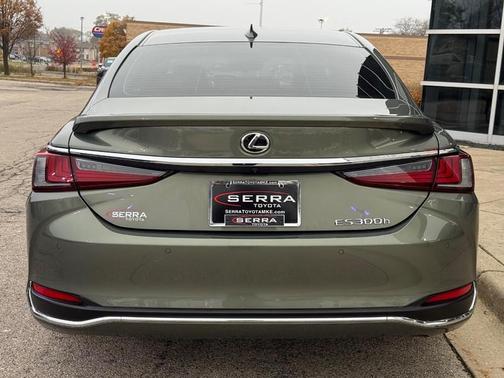 2024 Lexus ES 300h Premium