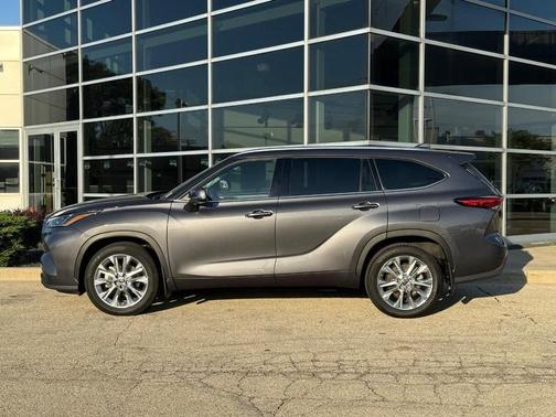2022 Toyota Highlander Limited