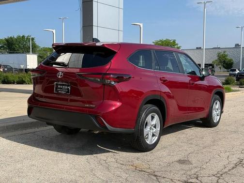 Ruby Flare Pearl 2024 Toyota Highlander LE