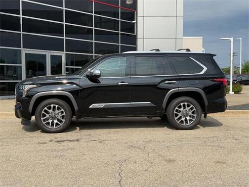2025 Toyota Sequoia Base