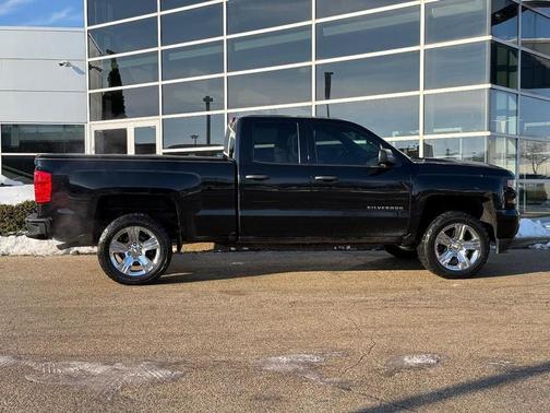 2017 Chevrolet Silverado 1500 Custom