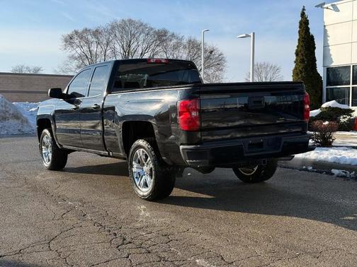 2017 Chevrolet Silverado 1500 Custom