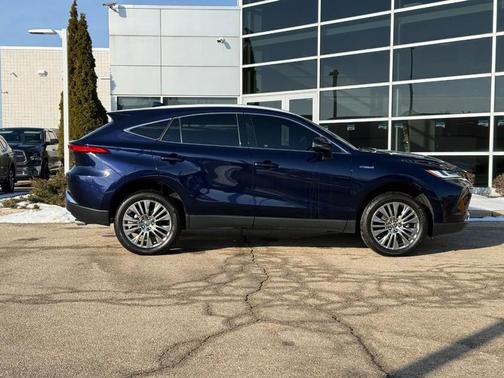 2021 Toyota Venza XLE