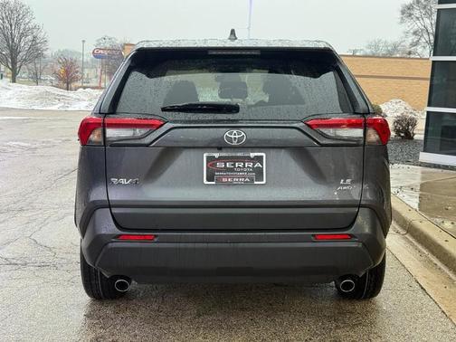 2023 Toyota RAV4 LE