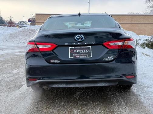 2019 Toyota Camry Hybrid LE