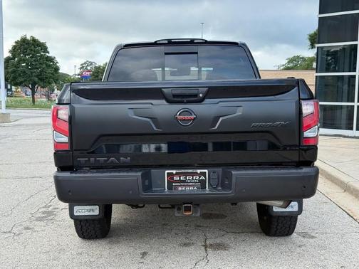 2021 Nissan Titan PRO-4X