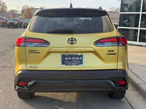 2024 Toyota Corolla Hybrid SE