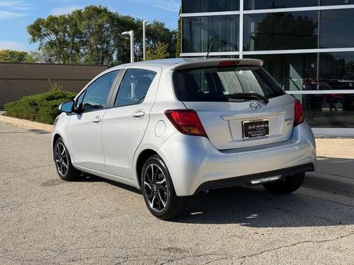 Classic Silver Metallic 2015 Toyota Yaris L