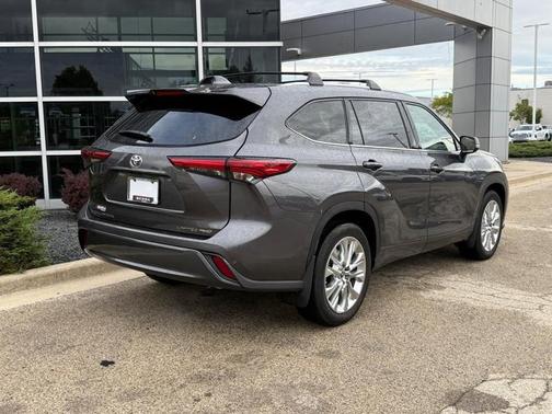 2022 Toyota Highlander Limited