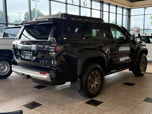 2025 Toyota 4Runner Hybrid Trailhunter