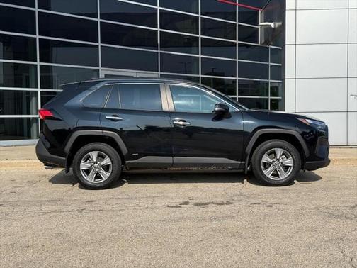 2023 Toyota RAV4 Hybrid LE