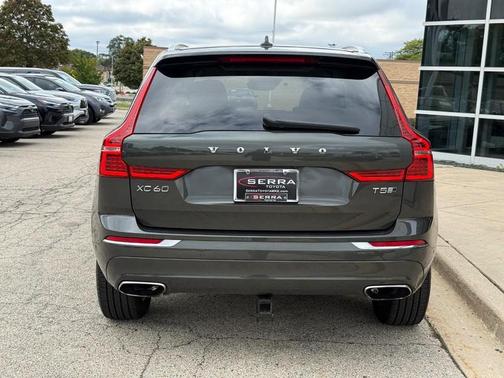 Gray Metallic 2019 Volvo XC60 T5 Inscription