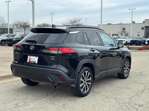 2024 Toyota Corolla Cross XLE
