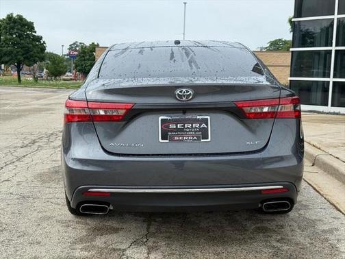2017 Toyota Avalon XLE
